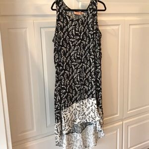 Women’s sleeveless high low sun dress